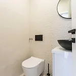 Luxury D - Luxury Two Bedroom With Terrace A2 ビビニェ