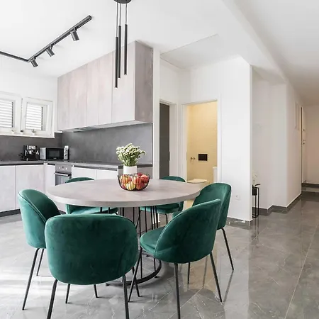 Luxury D - Luxury Two Bedroom With Terrace A2 비빈제