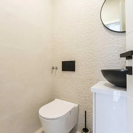 Luxury D - Luxury Two Bedroom With Terrace A2 비빈제
