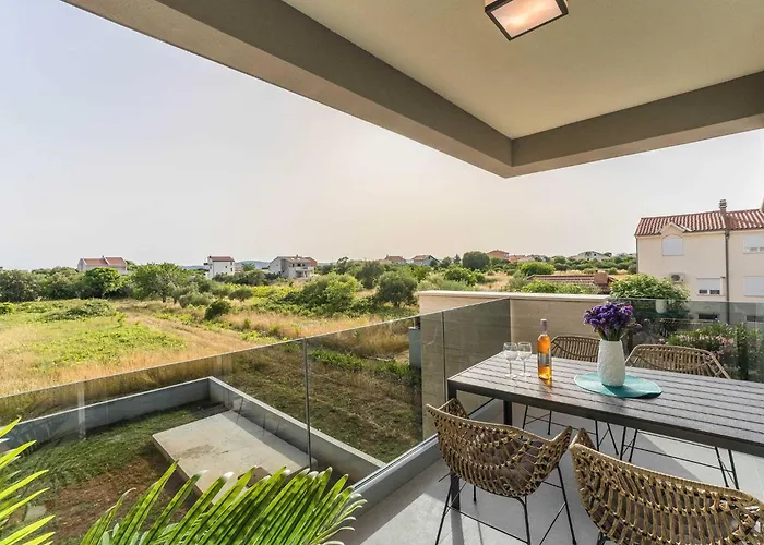 Luxury D - Luxury Two Bedroom With Terrace A2