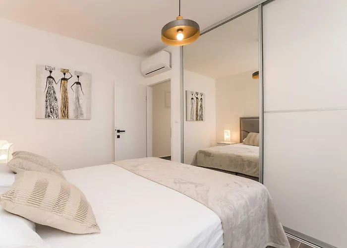 Lejlighed Luxury D - Luxury Two Bedroom With Terrace A2 Bibinje